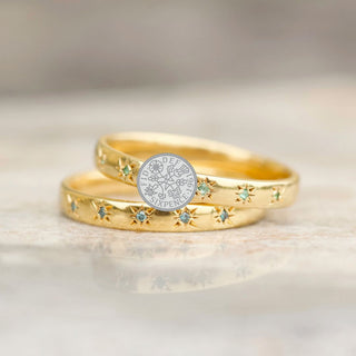 Simple Star Set Emerald Band