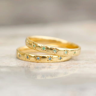Simple Star Set Emerald Band