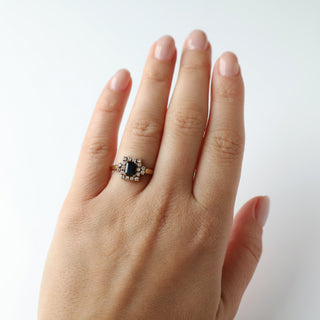 Vintage Gold Sapphire Diamond Ring