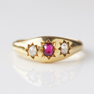 diamond and ruby vintage gold ring