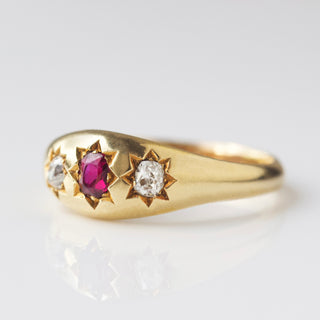 diamond and ruby vintage gold ring