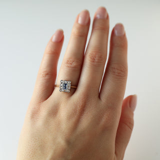 Vintage Sapphire and Diamond 14k Yellow Gold Ring 