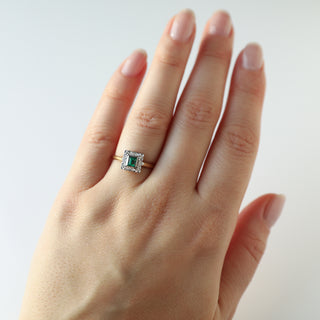 Vintage Emerald and Diamond 18k Yellow Gold and Platinum Ring 