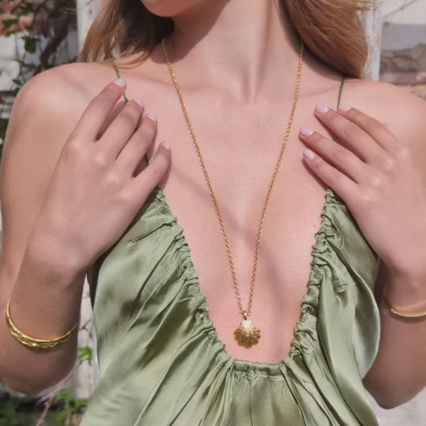 Luxe Shell Pendant