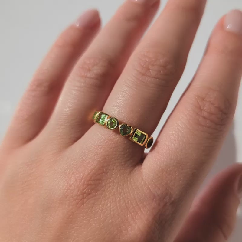 peridot heart and shape ring in gold