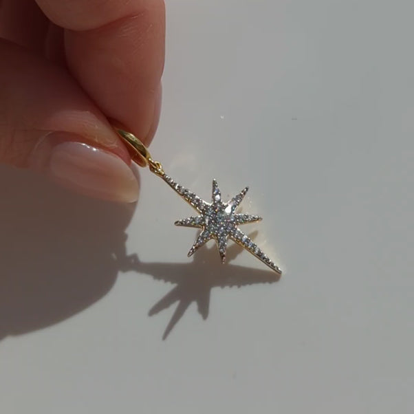 Diamond Gold star pendant Carrie Elizabeth