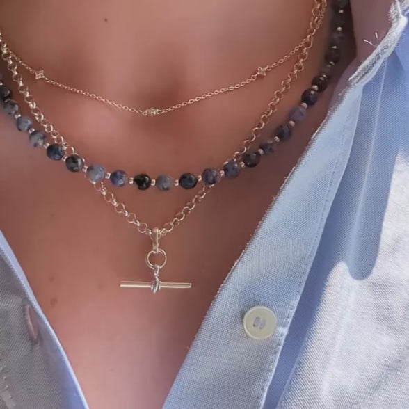 Dainty Flower Necklace