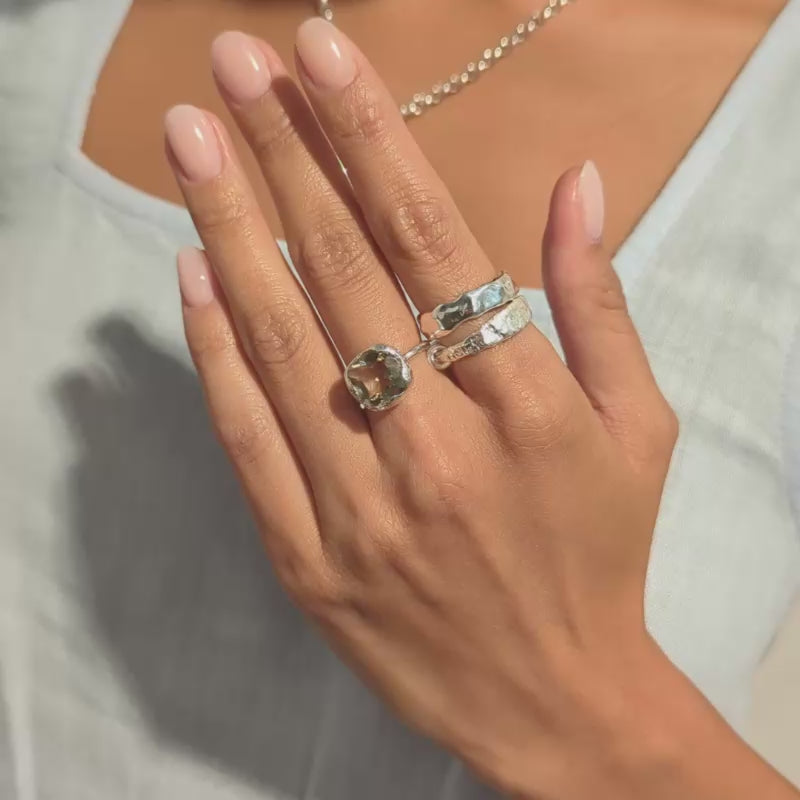 Green Amethyst Lagoon Ring