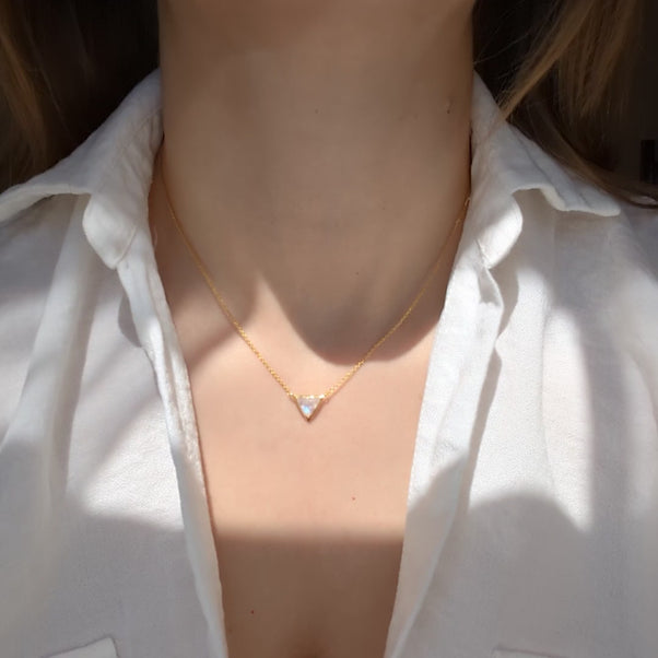Carrie Elizabeth Rainbow Moonstone Necklace
