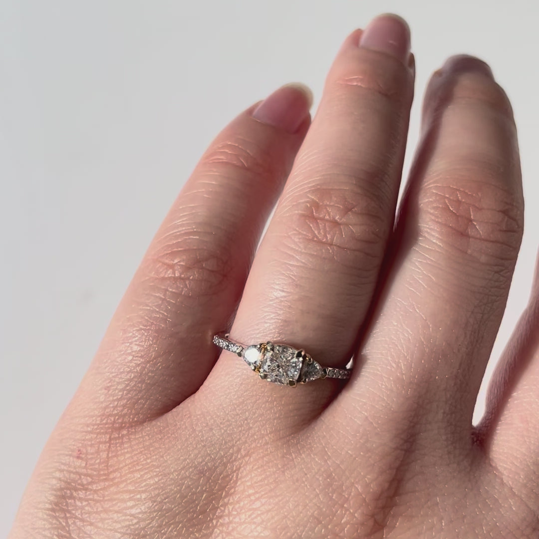 Diamond engagement ring