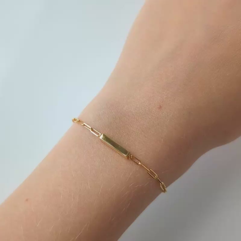 Carrie Elizabeth my safe space family bar bracelet