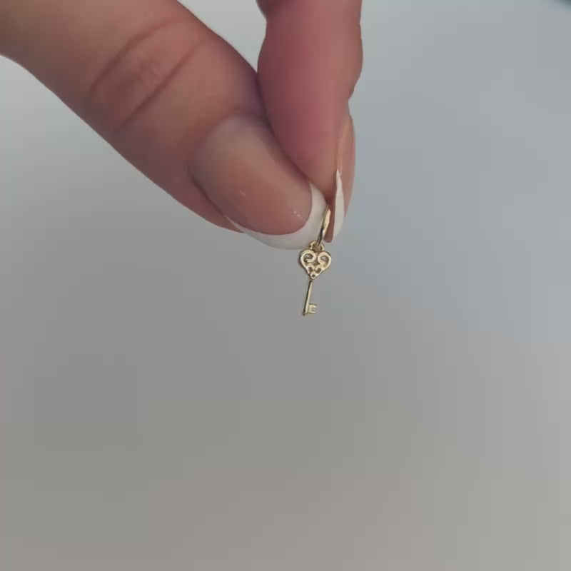 carrie elizabeth key charm