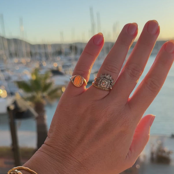Chunky Gold signet ring