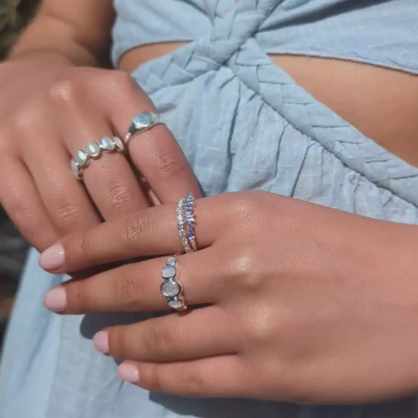 Noa Moonstone Ring