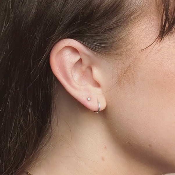dainty stud earrings