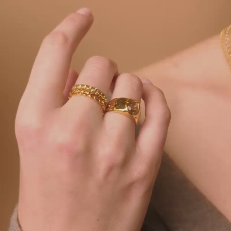 Laurel Leaf Stacking Band