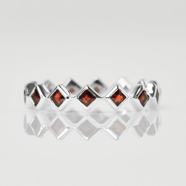 January birthstone jewellery