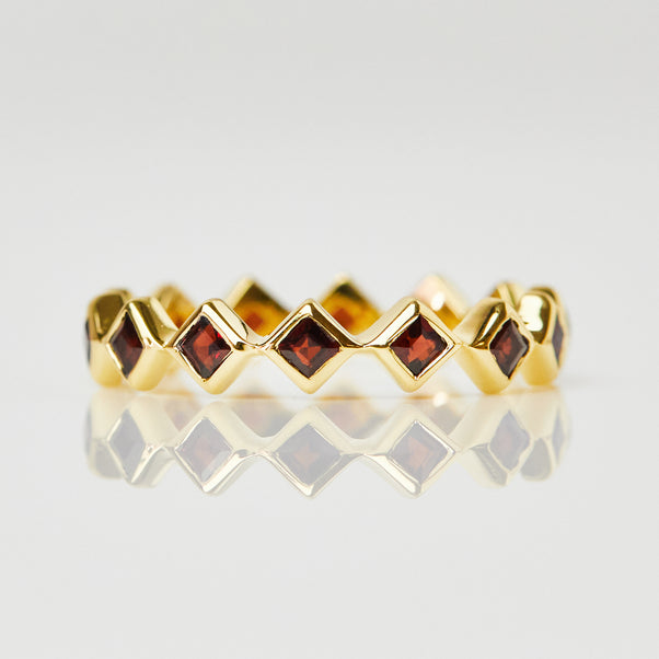 January birthstone ring