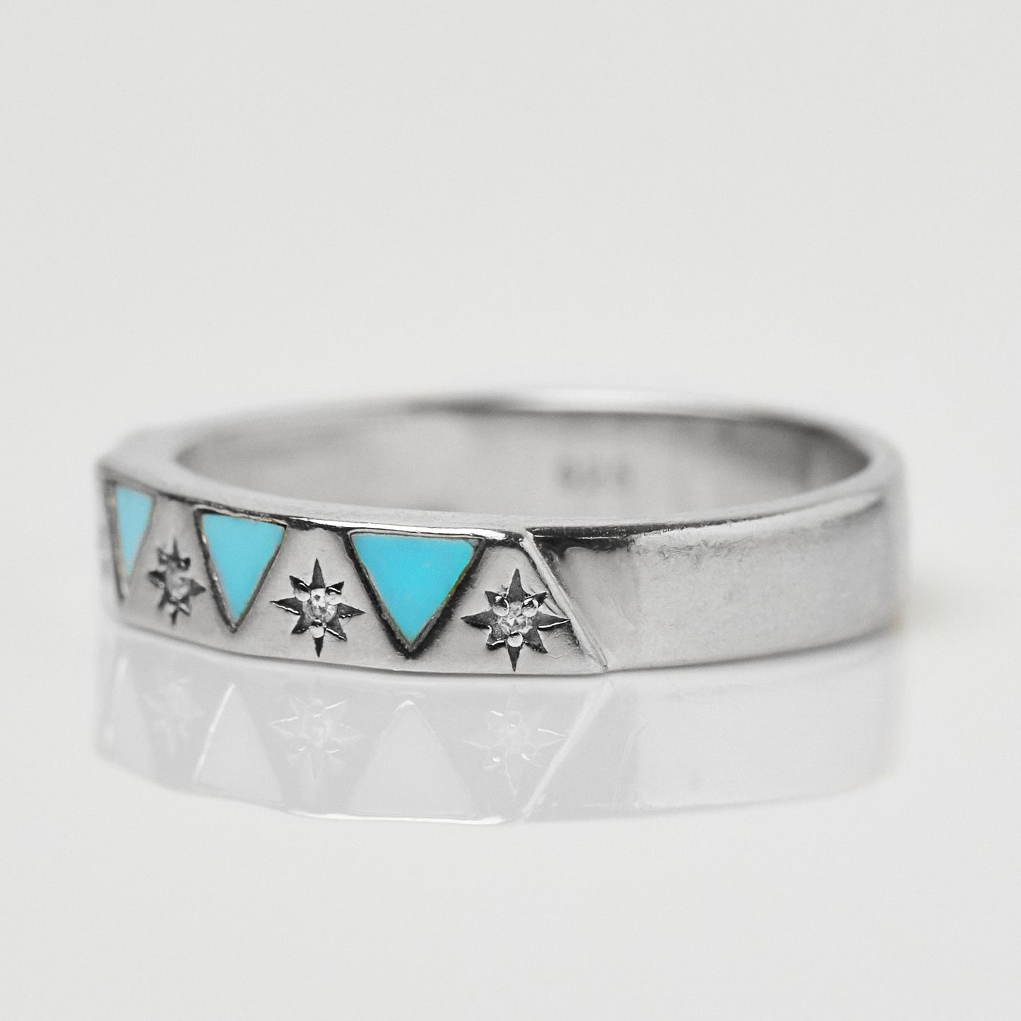 carrie elizabeth turquoise and diamond izar ring in silver