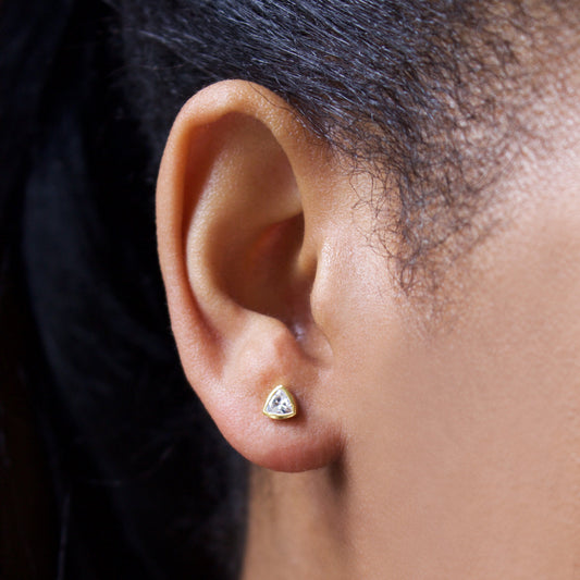 Trillion Studs in Gold Vermeil Earrings Malya 