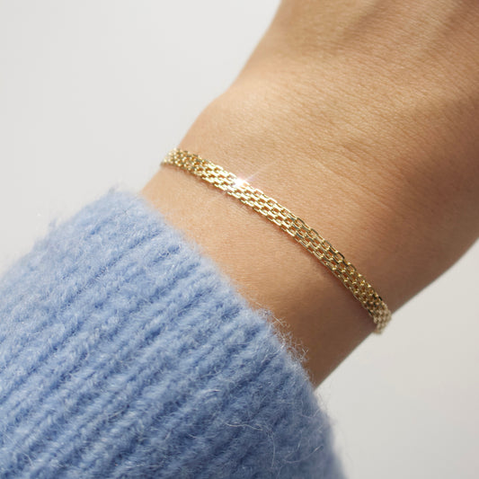 Carrie Elizabeth Bismark style 9k Solid Gold Bracelet