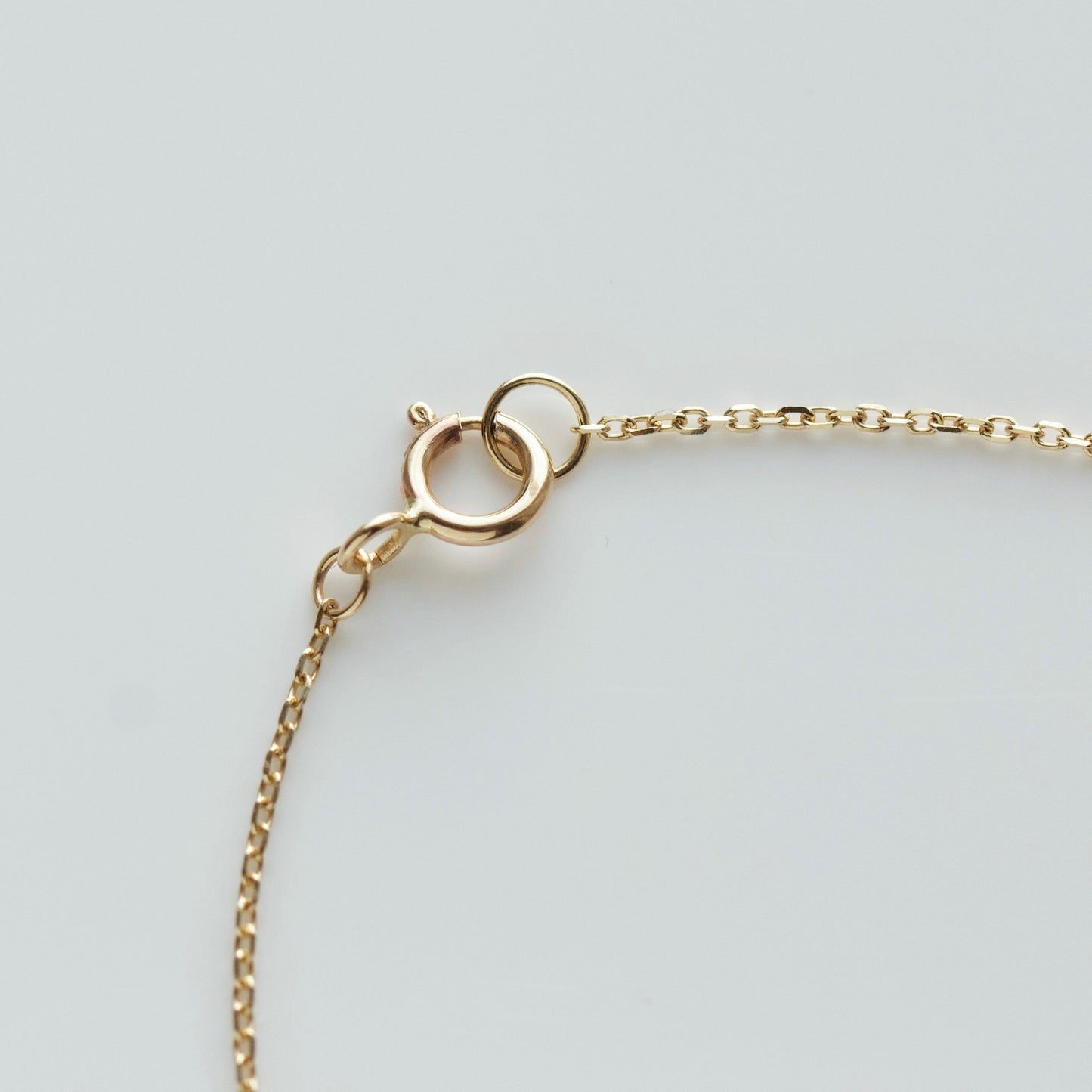 carrie elizabeth opal necklace in 9k solid gold