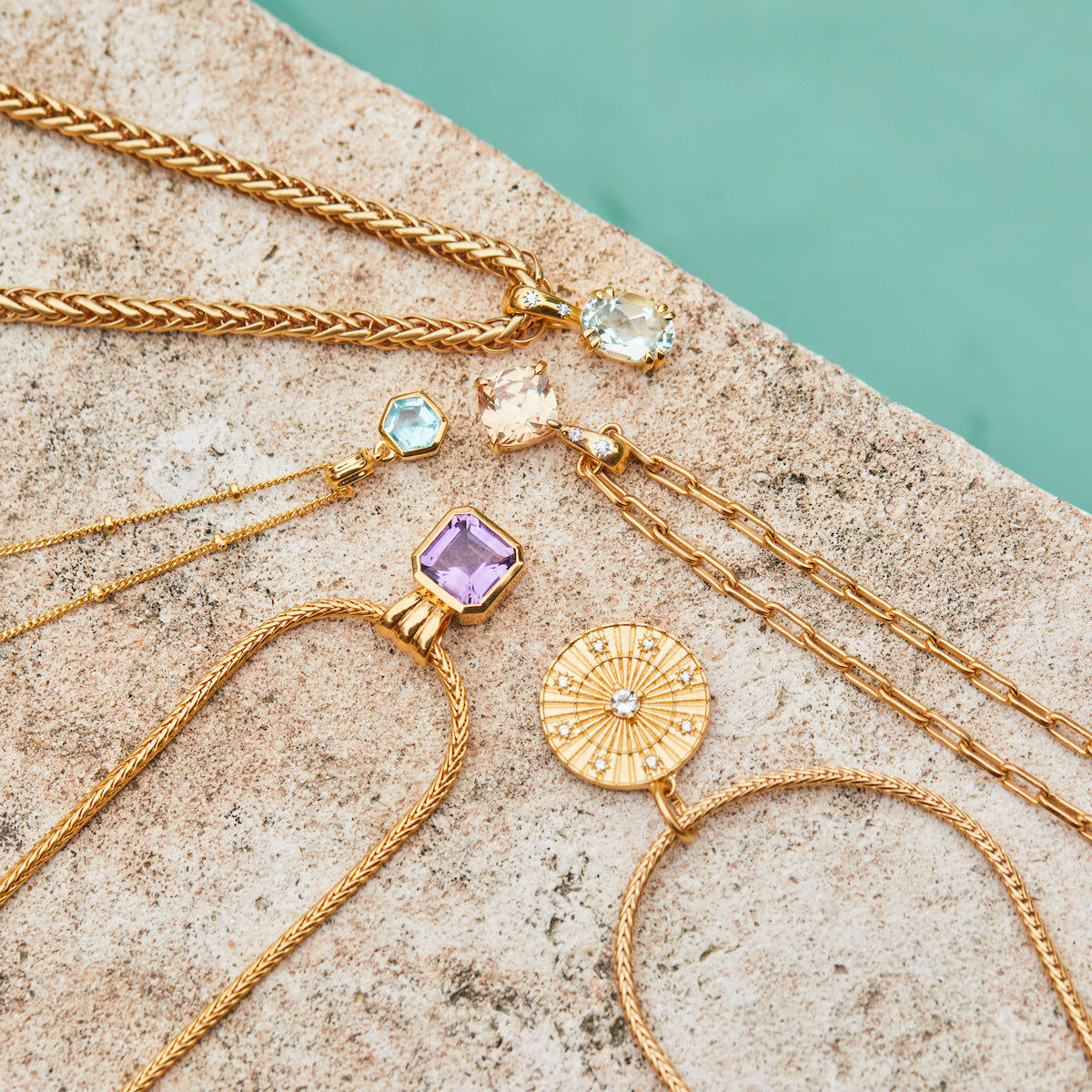 Carrie elizabeth blue topaz hexagon bobble chain necklace in gold vermeil