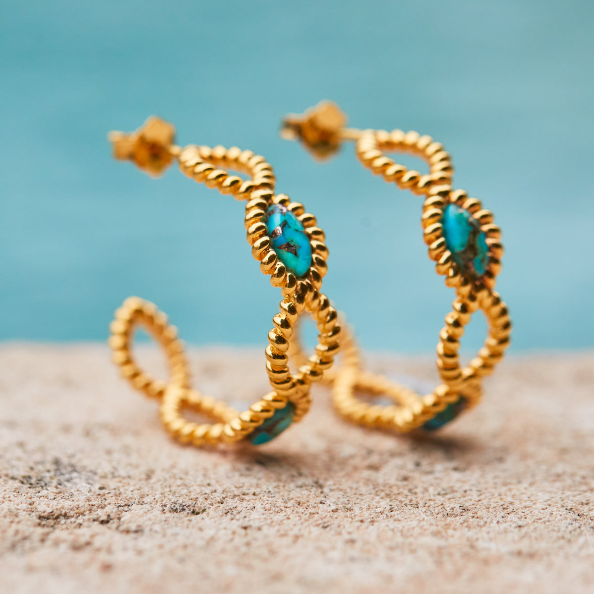 carrie elizabeth turquoise twisted hoops in gold