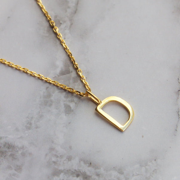 Delicate Initial Pendant Necklace In Gold Vermeil Necklace Malya 