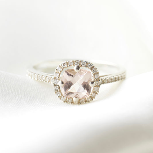 Juliet Morganite & White Diamond Ring