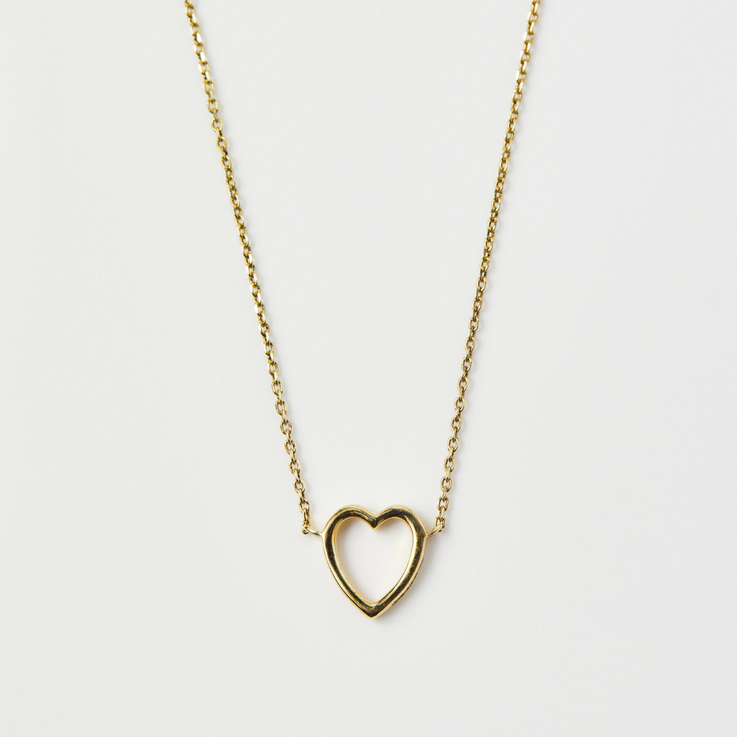 Heart Necklace In 9k Solid Gold - Necklace - Carrie Elizabeth