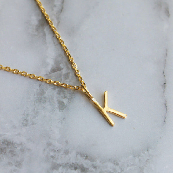 Delicate Initial Pendant Necklace In Gold Vermeil Necklace Malya 