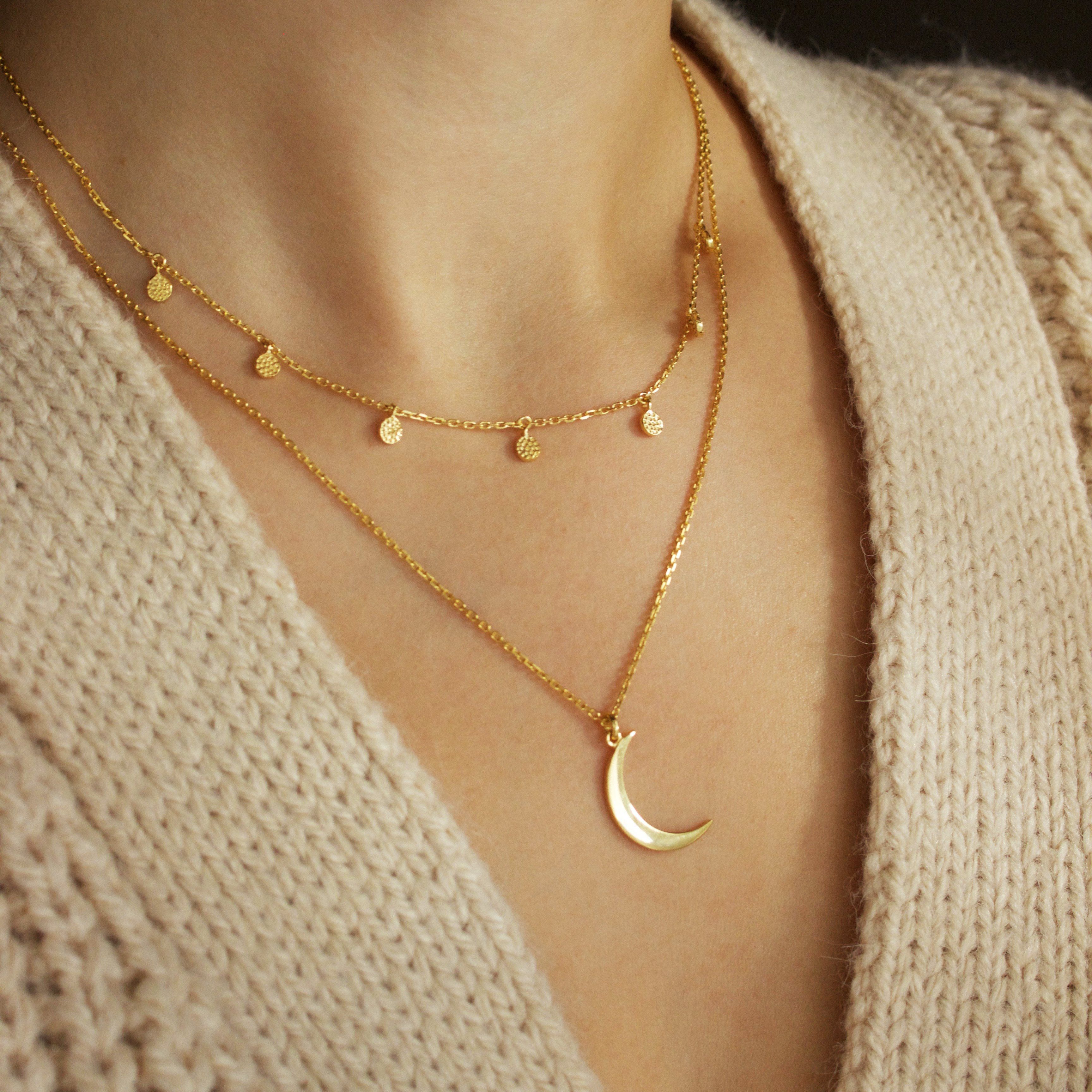 Gold Coin Necklace - Gold Coin Pendant Necklace – Carrie Elizabeth