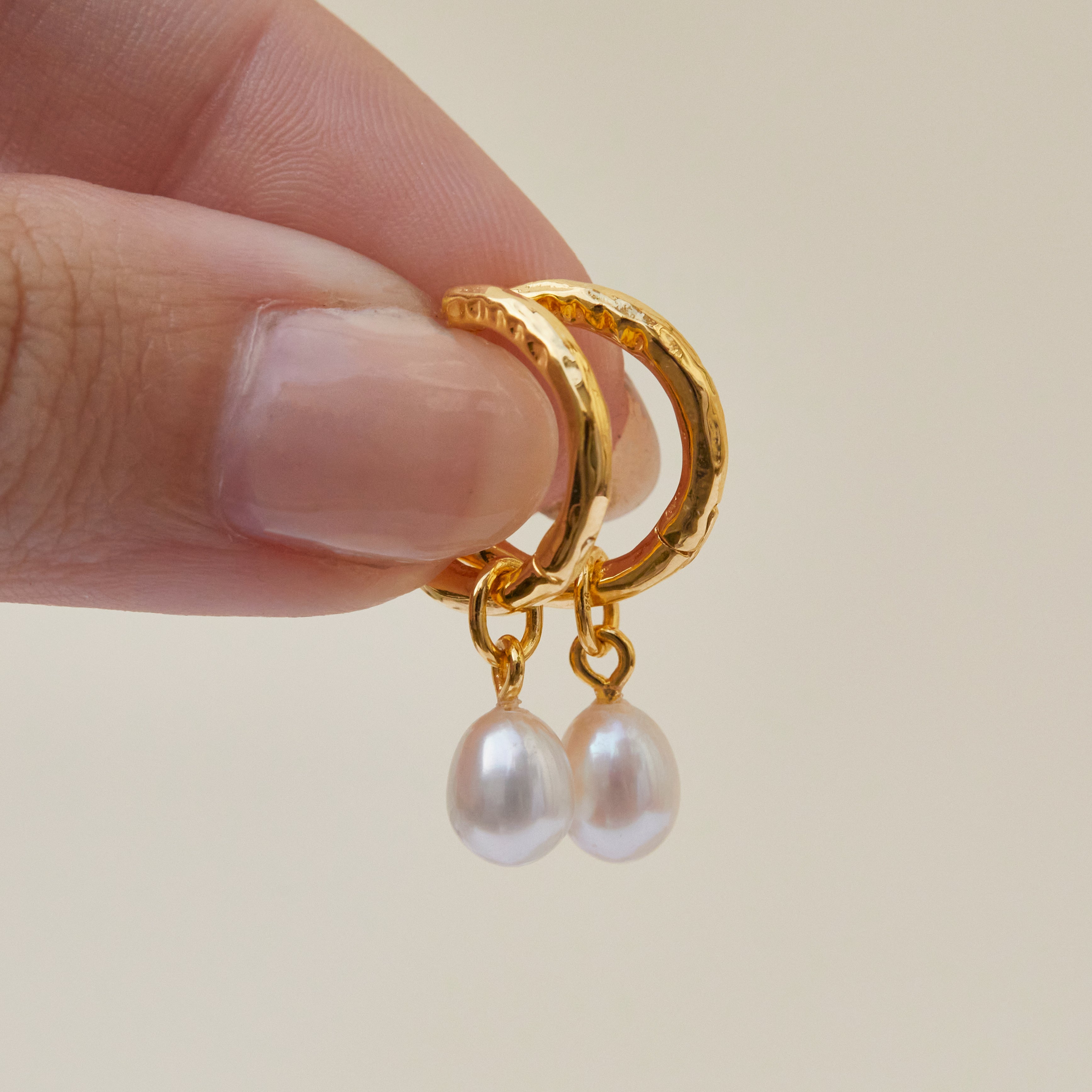 Pearl Drop Earrings in Gold Vermeil - Earrings - Carrie Elizabeth