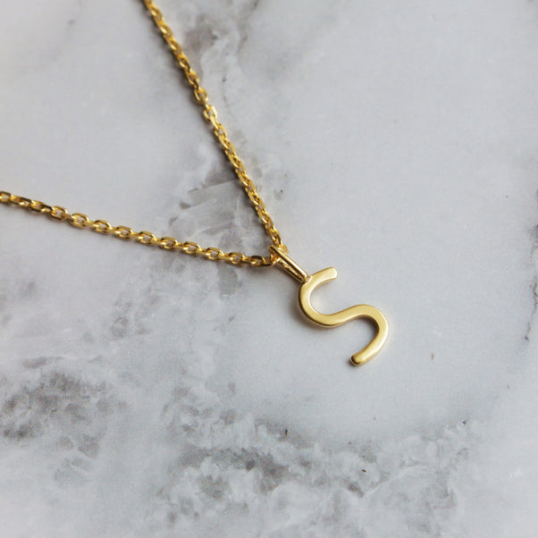 Delicate Initial Pendant Necklace In Gold Vermeil Necklace Malya 