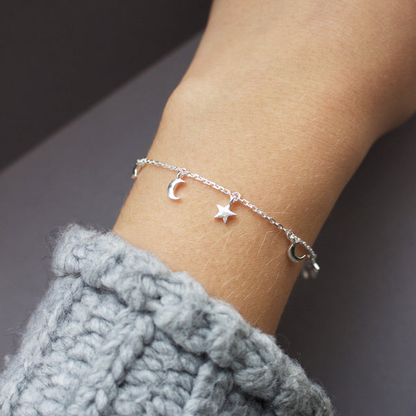 Sterling Silver Mini Charm Bracelet in Moon & Stars Bracelet Malya 