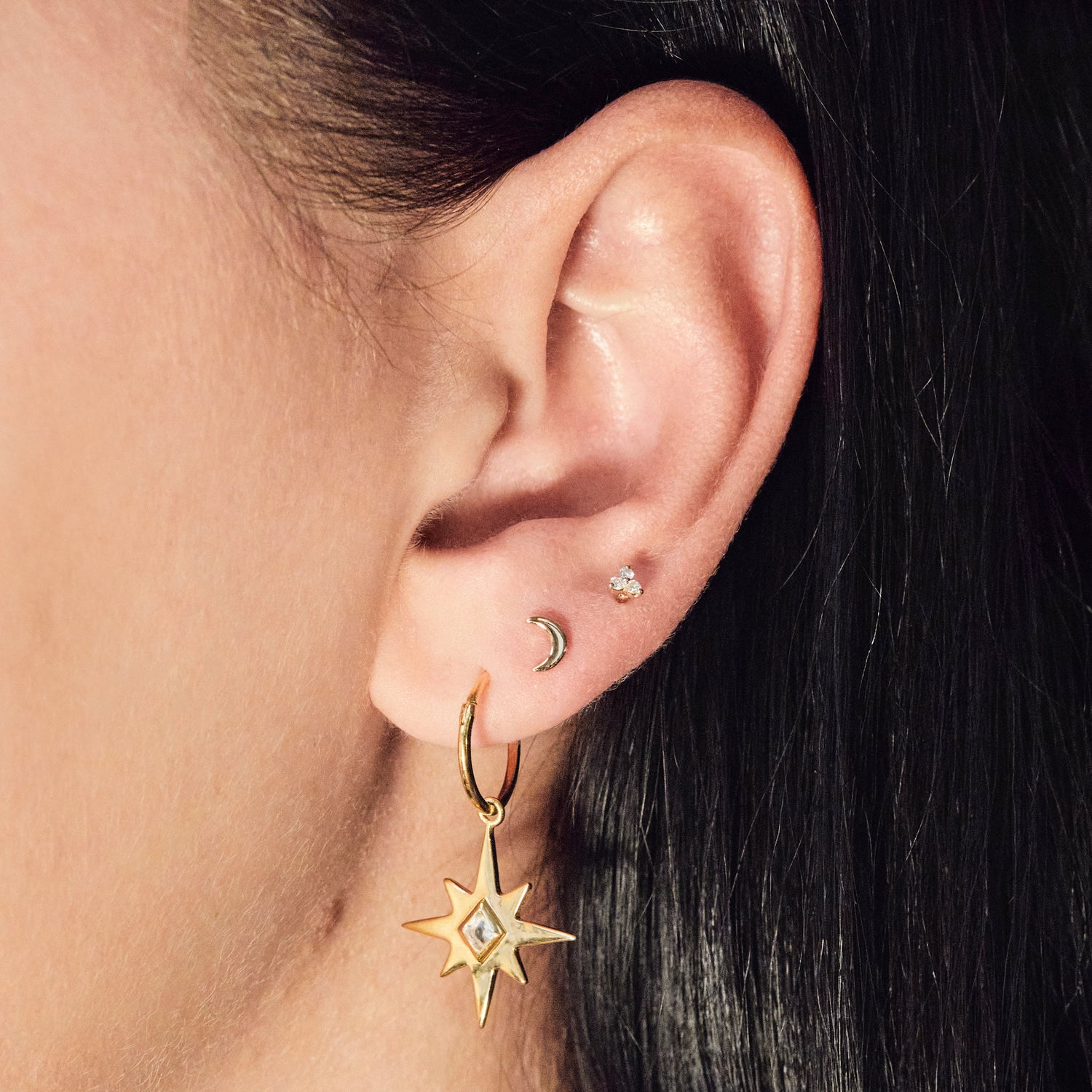 Crescent Moon Single Earring In 9k Solid Gold - Earrings - Carrie Elizabeth