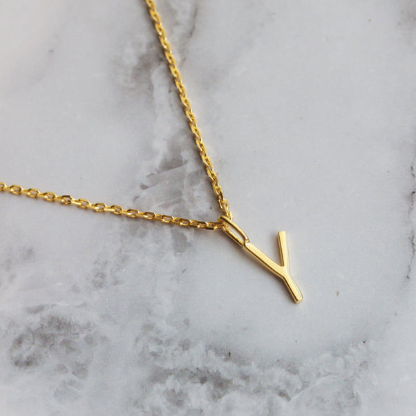 Delicate Initial Pendant Necklace In Gold Vermeil Necklace Malya 