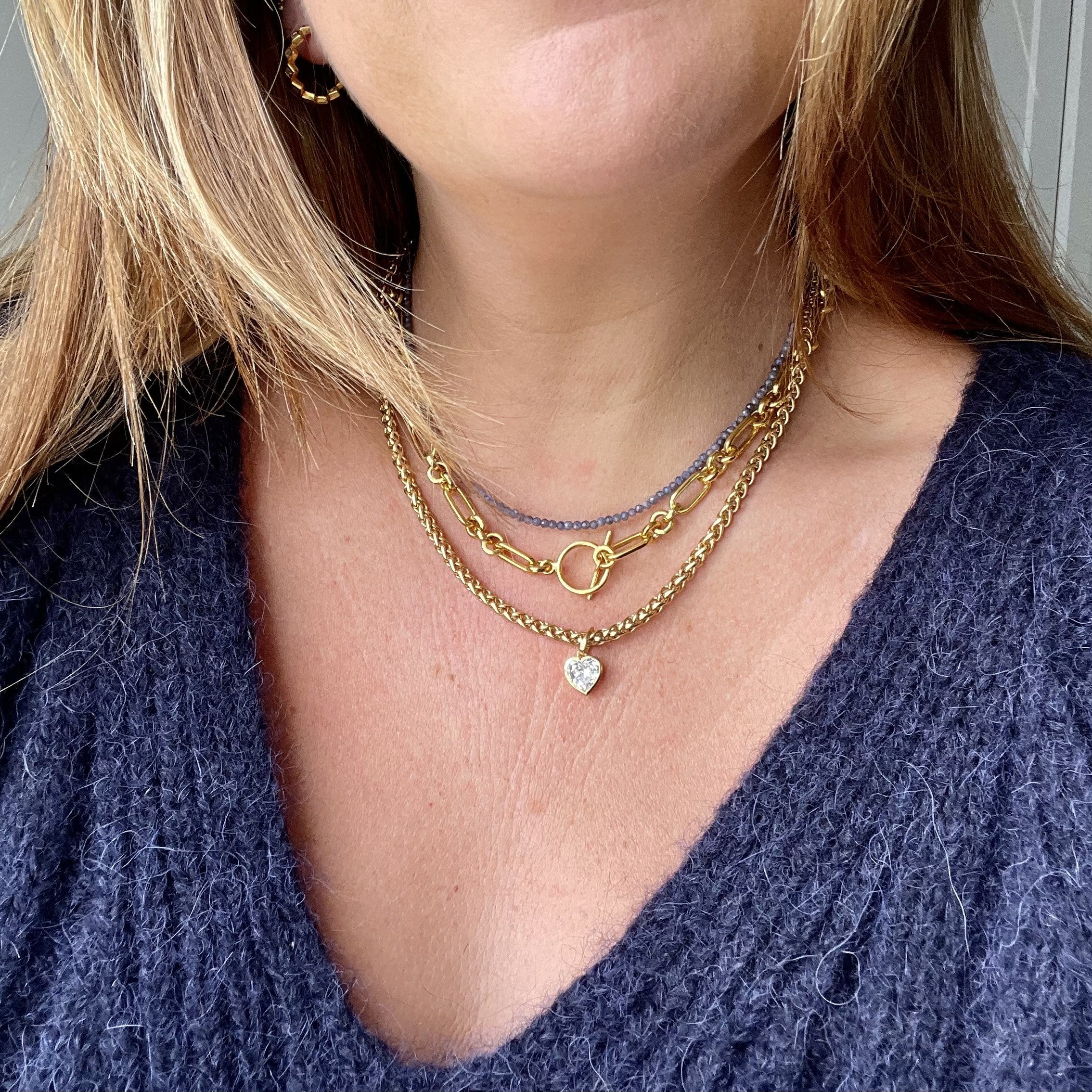 John Ross Jewellers - This 9ct gold lariat style t-bar necklace is  stunning! 😍 The perfect necklace to go over any chunky knit these colder  days or dressed up for a Christmas
